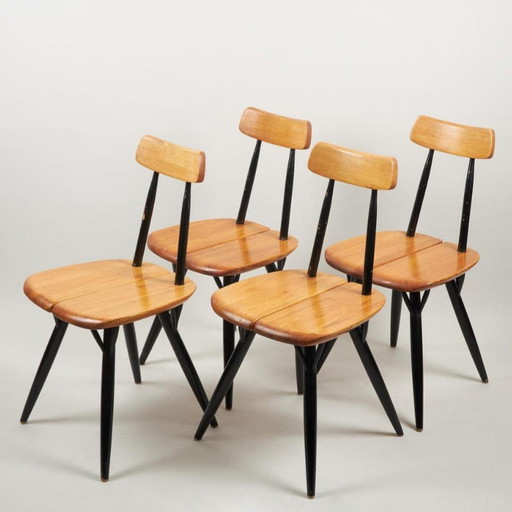 "Ilmari Tapiovaara 'Pirkka' Eetset - Tafel en vier stoelen, Finland, 1970S"