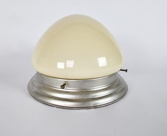 Image 1 of Vintage opaline glas plafondlamp