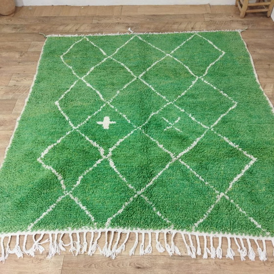 Image 1 of Petit Tapis Marocain Fait Main En Laine Verte - Kleine Handgemaakte Marokkaanse Wollen Tapijt In Het Groen