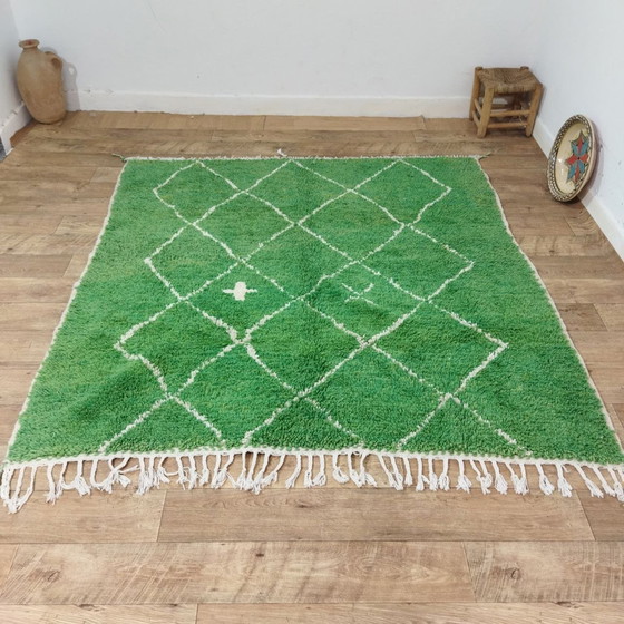 Image 1 of Petit Tapis Marocain Fait Main En Laine Verte - Kleine Handgemaakte Marokkaanse Wollen Tapijt In Het Groen