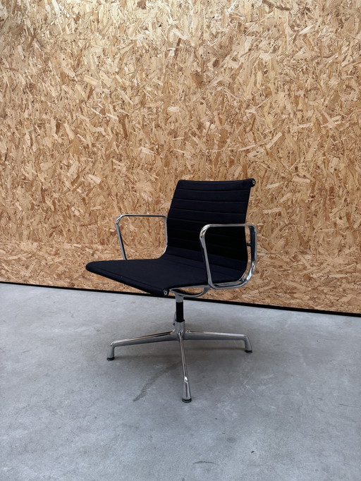 Vitra Eames Bureaustoel