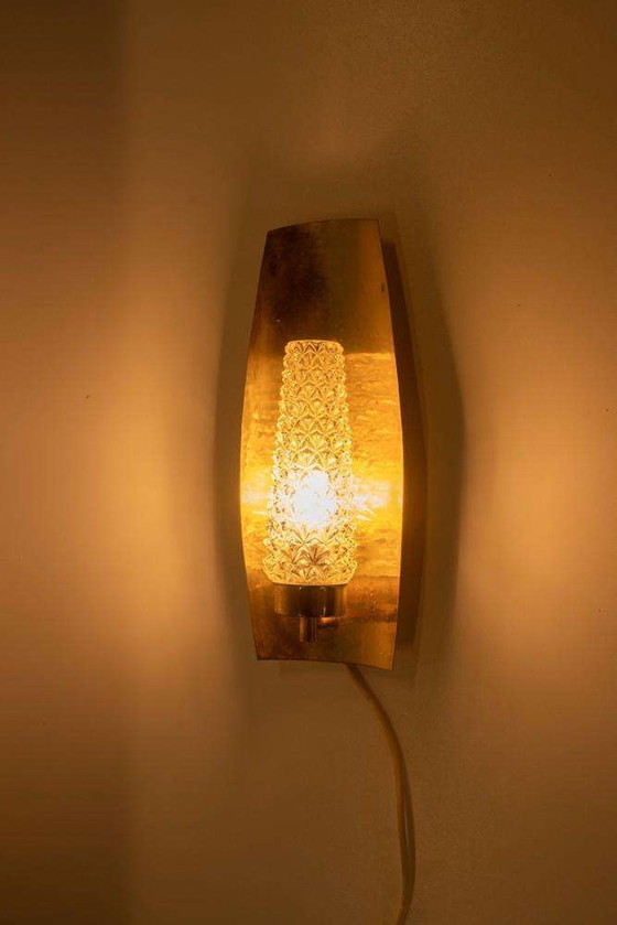 Image 1 of Vintage Messing jaren 60 glazen wandlamp, midcentury light