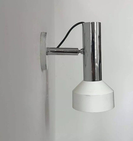 Image 1 of Orientable wandlamp, chroom en wit gelakt metaal, Frankrijk 1960
