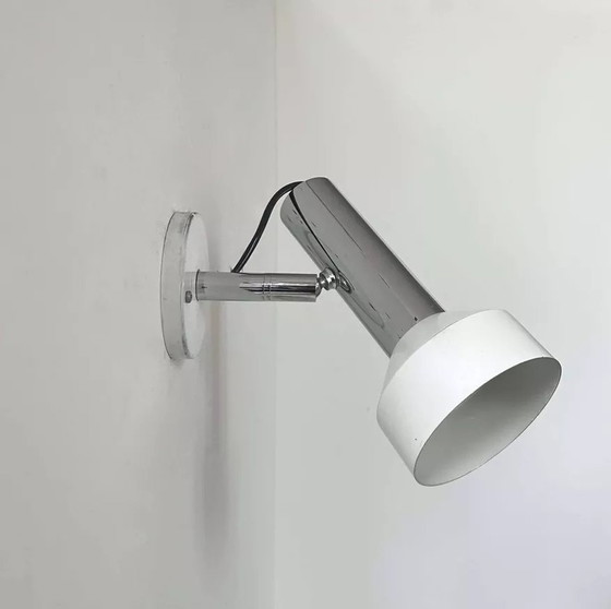 Image 1 of Orientable wandlamp, chroom en wit gelakt metaal, Frankrijk 1960