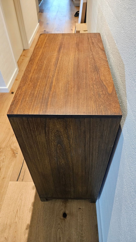 Image 1 of Mooie ladekast met veelkleurige laden.