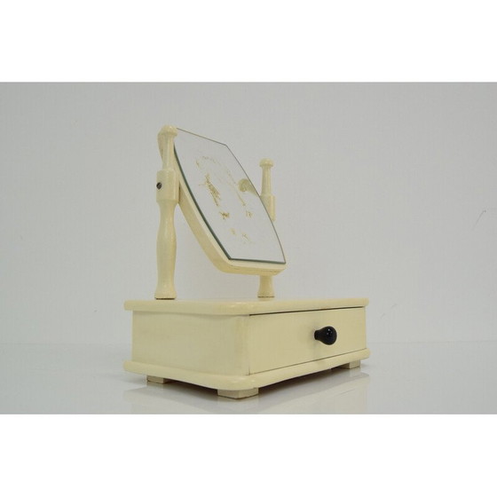 Image 1 of Vintage houten kinderkaptafel met spiegel, Tsjecho-Slowakije 1970