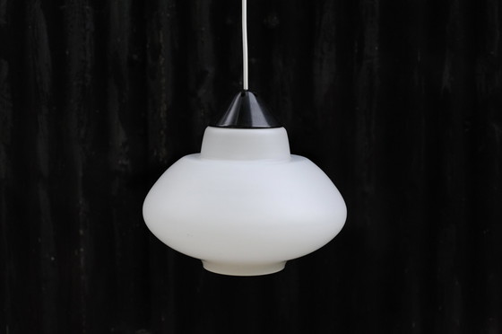 Image 1 of Vintage Melkglazen Hanglamp