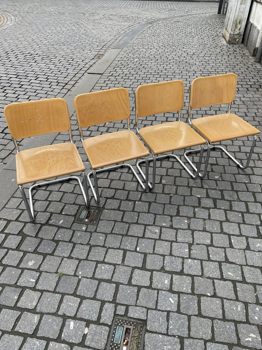 Set Van 4 Cesca Stoelen / Eetkamerstoelen, Italy 90'S