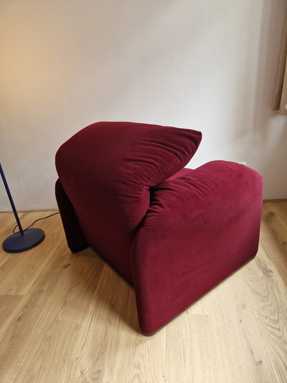 Image 1 of Cassina Maralunga Fauteuil Nieuwe Bekleding Van De Ploeg