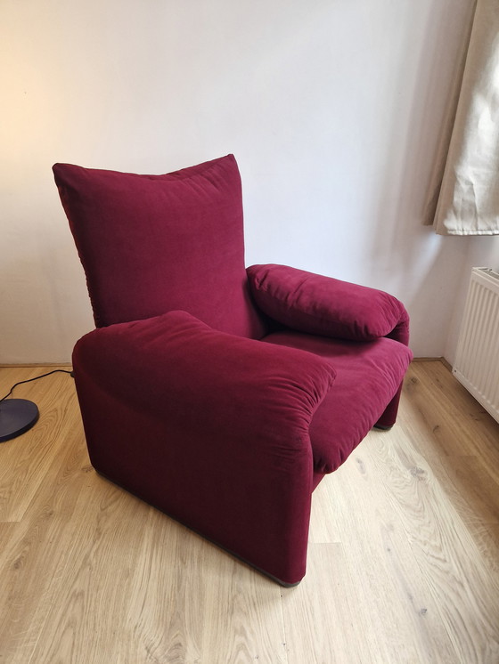 Image 1 of Cassina Maralunga Fauteuil Nieuwe Bekleding Van De Ploeg