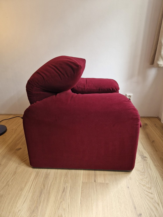 Image 1 of Cassina Maralunga Fauteuil Nieuwe Bekleding Van De Ploeg