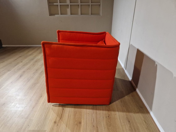 Image 1 of Vitra Alcove Plume Fauteuil Rood Oranje Stof Design Bouroullec