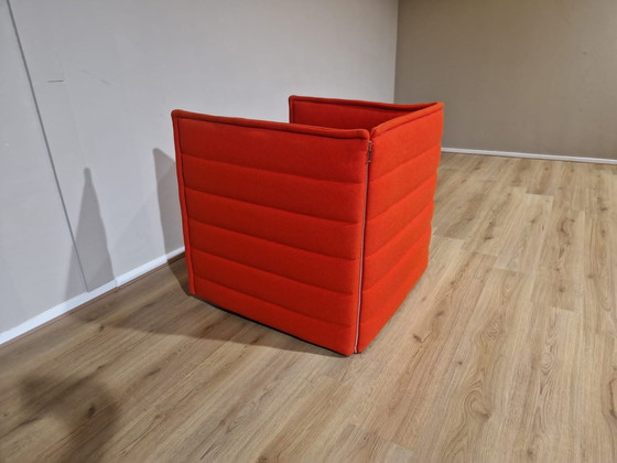 Image 1 of Vitra Alcove Plume Fauteuil Rood Oranje Stof Design Bouroullec