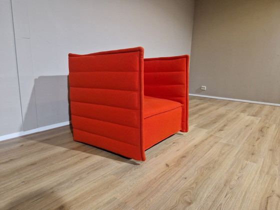 Image 1 of Vitra Alcove Plume Fauteuil Rood Oranje Stof Design Bouroullec