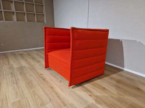 Image 1 of Vitra Alcove Plume Fauteuil Rood Oranje Stof Design Bouroullec