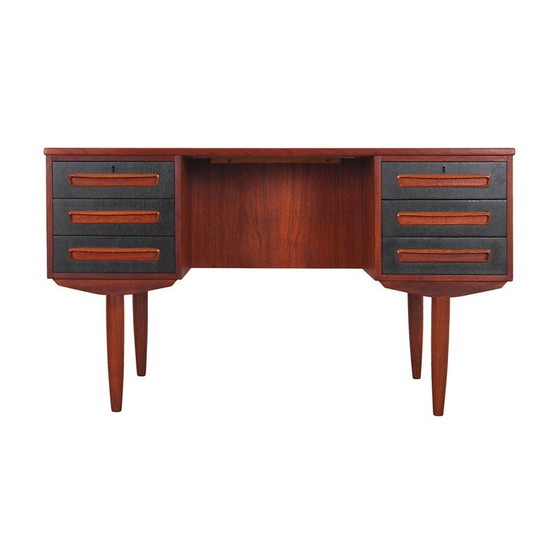 Image 1 of Vintage teakhouten bureau van A.P. Møbler Svenstrup, jaren 1970