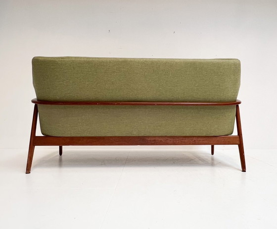 Image 1 of Sofa Edith van Arnold Madsen & Henry Schubell, jaren 1950
