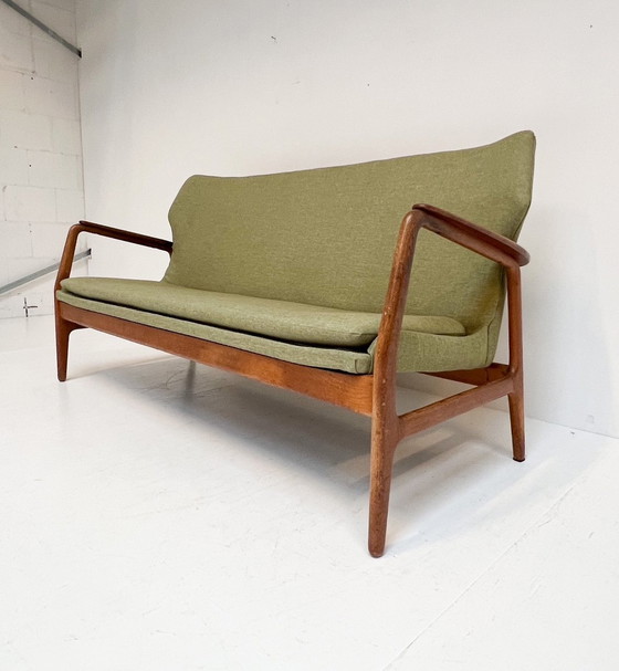 Image 1 of Sofa Edith van Arnold Madsen & Henry Schubell, jaren 1950