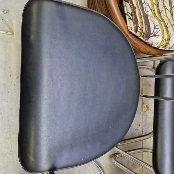 Image 1 of 4 vintage italiaanse slede stoelen