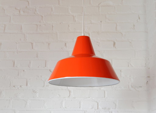 Louis Poulsen donker oranje emaille hanglamp