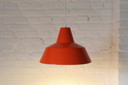 Louis Poulsen donker oranje emaille hanglamp