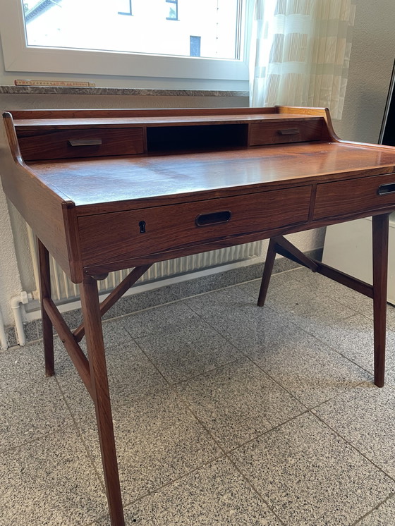 Image 1 of Teakhouten bureau van Arne Wahl Iversen, model 64