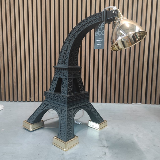 Qeebo X Studio Job-Tour Eiffel Lamp