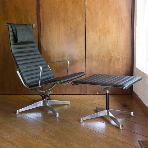 Image 1 of Ray & Charles Eames voor Herman Miller, Loungestoel