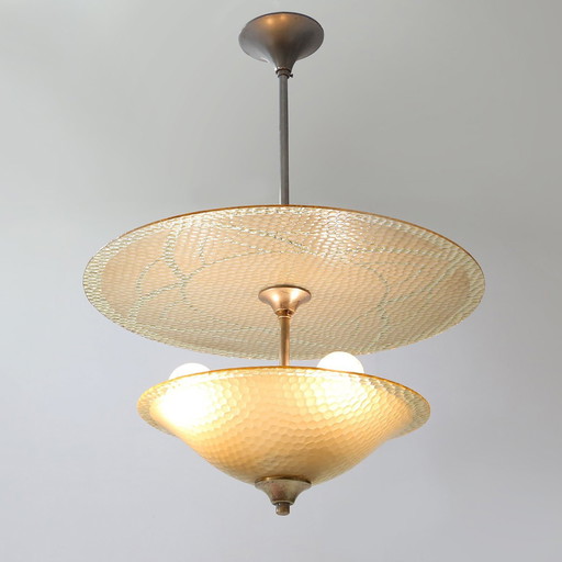 Art Deco gebeeldhouwde glazen hanglamp, Frankrijk 1930S