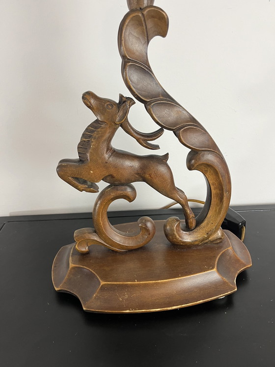 Image 1 of Vintage Houten Lamp Met Sierlijk Houtsnijwerk Hert