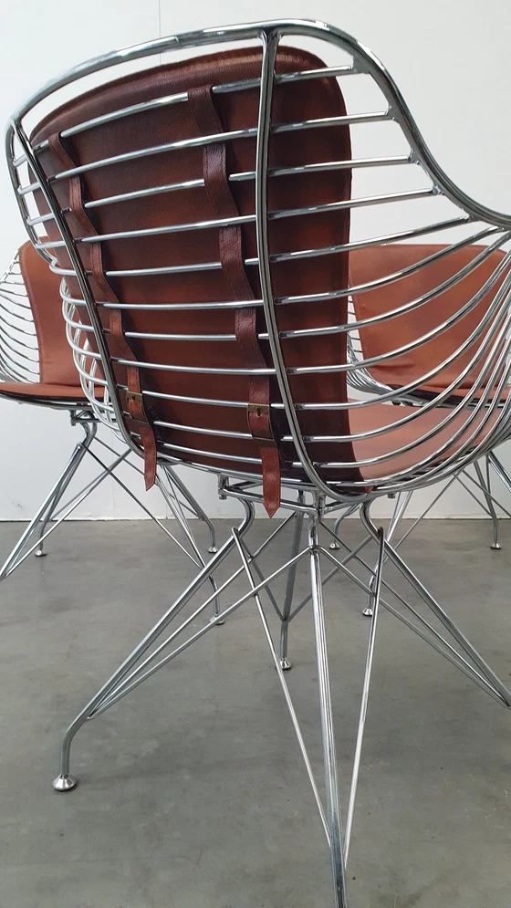 Image 1 of 6 Design Wire Chairs Chroom Met Cognac Seat Pads