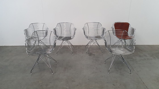 Image 1 of 6 Design Wire Chairs Chroom Met Cognac Seat Pads