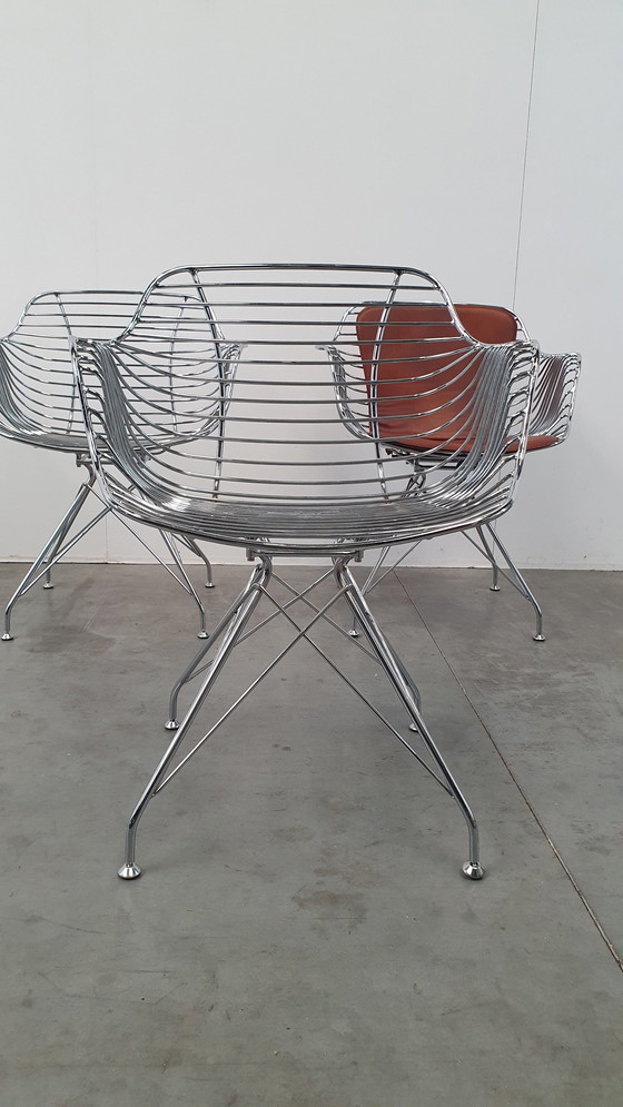 Image 1 of 6 Design Wire Chairs Chroom Met Cognac Seat Pads