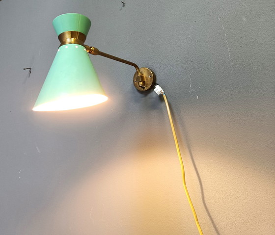 Image 1 of Mid Century Italiaanse scharnierende wandlamp, 1950S