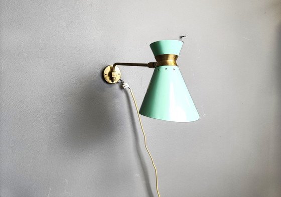 Image 1 of Mid Century Italiaanse scharnierende wandlamp, 1950S