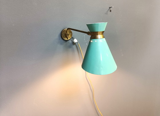 Image 1 of Mid Century Italiaanse scharnierende wandlamp, 1950S