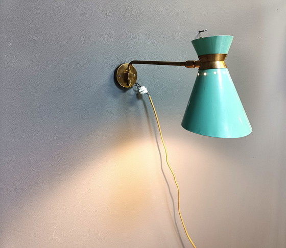 Image 1 of Mid Century Italiaanse scharnierende wandlamp, 1950S