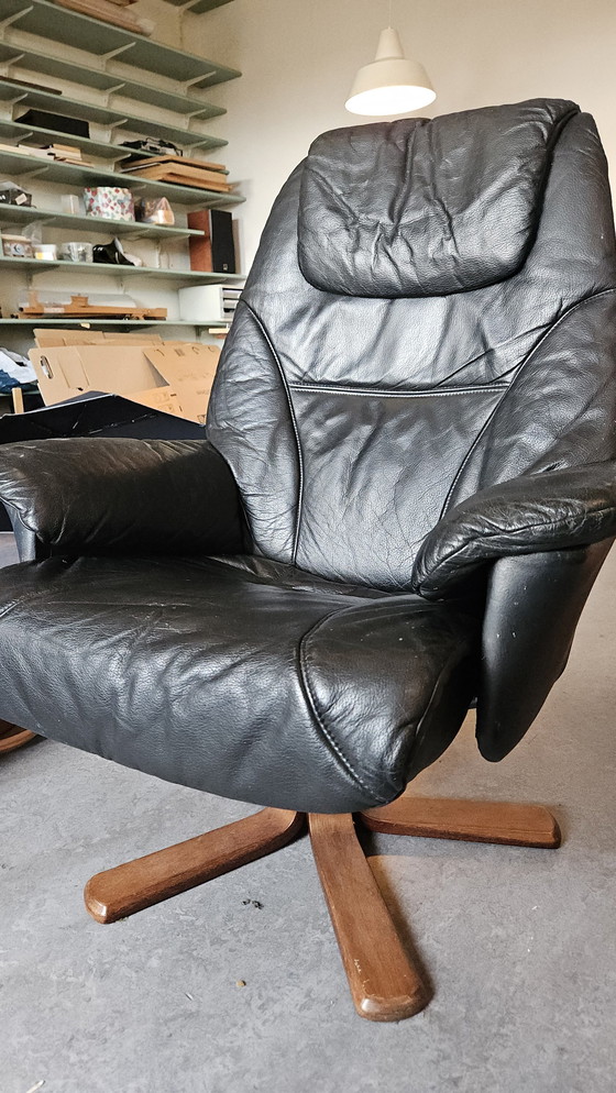 Image 1 of Deense Vintage Relax Draaifauteuil Zwart Leer