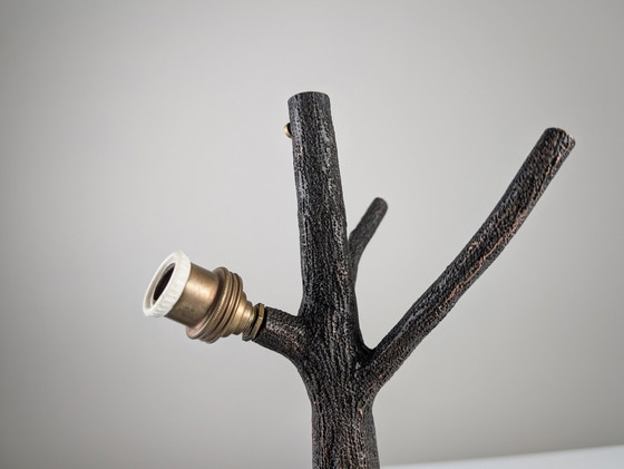 Image 1 of Gehamerde koperen sculpturale lamp in de vorm van een boom, Mid Century Modern