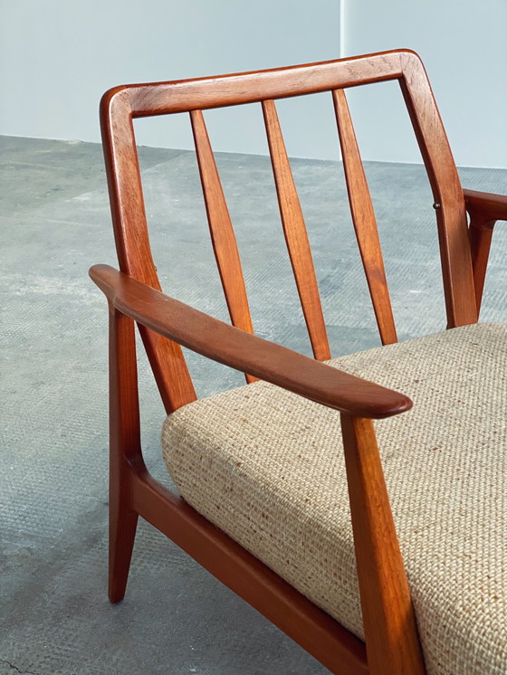 Image 1 of Teak houten bouclé fauteuil Schnittger meubel uit de jaren 1960