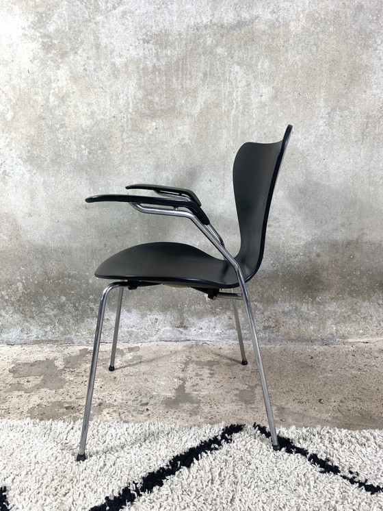 Image 1 of Zwarte Vlinder Fauteuil Door Arne Jacobsen Voor Fritz Hansen