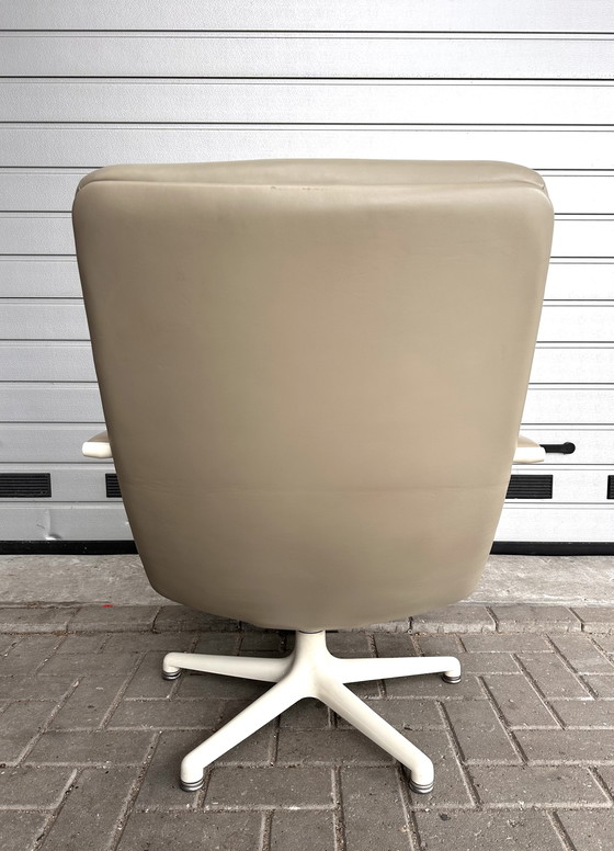 Image 1 of Artifort F141 Design Fauteuil