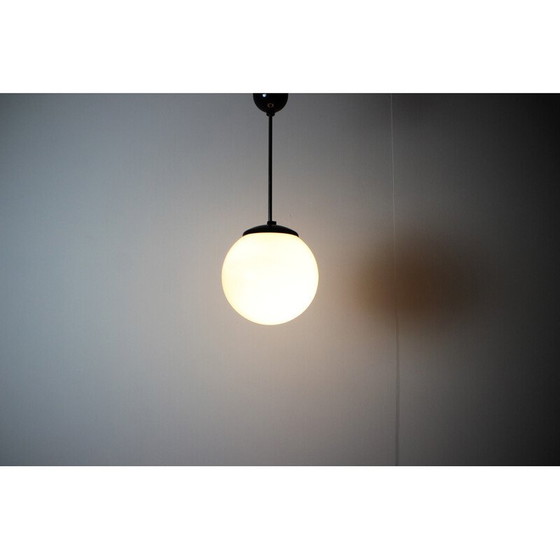 Image 1 of Vintage hanglamp van glas, chroom en bakeliet, Tsjecho-Slowakije 1950
