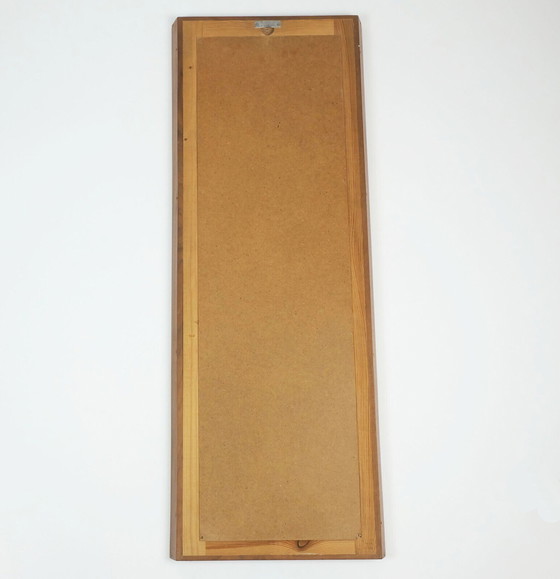 Image 1 of deens modern wandspiegel met notenhouten frame 1960