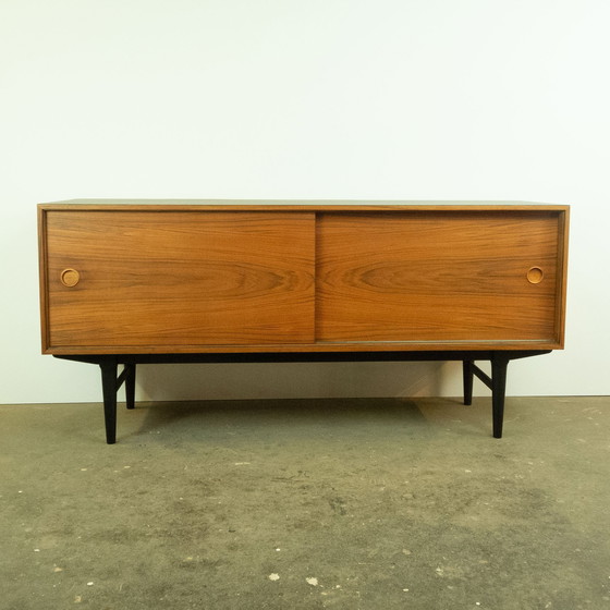 Image 1 of Dressoir van Lothar Wegner, walnoot met zwart formica blad, jaren 1960