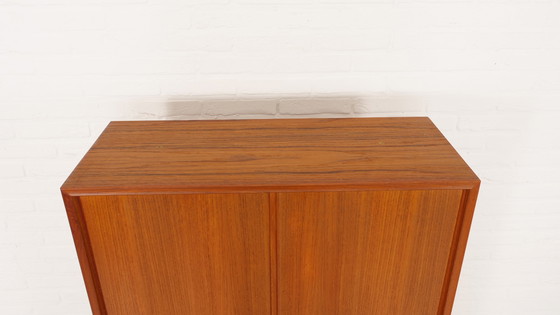 Image 1 of Vintage highboard