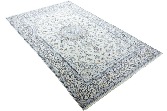 Image 1 of Handgeknoopte Nain 9 La met zijde en handtekening "Habibian" - 311 X 191 cm