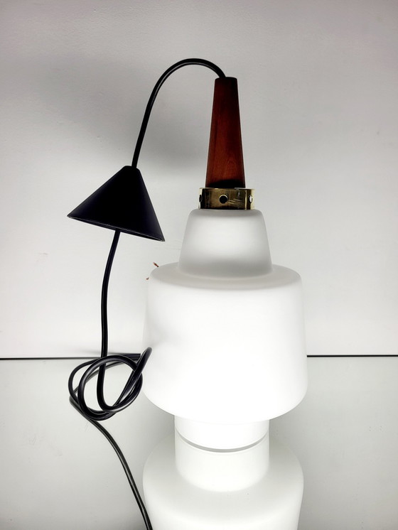 Image 1 of Vintage Opaline Glazen Hanglamp, Scandinavische Stijl, Teak, Jaren 60