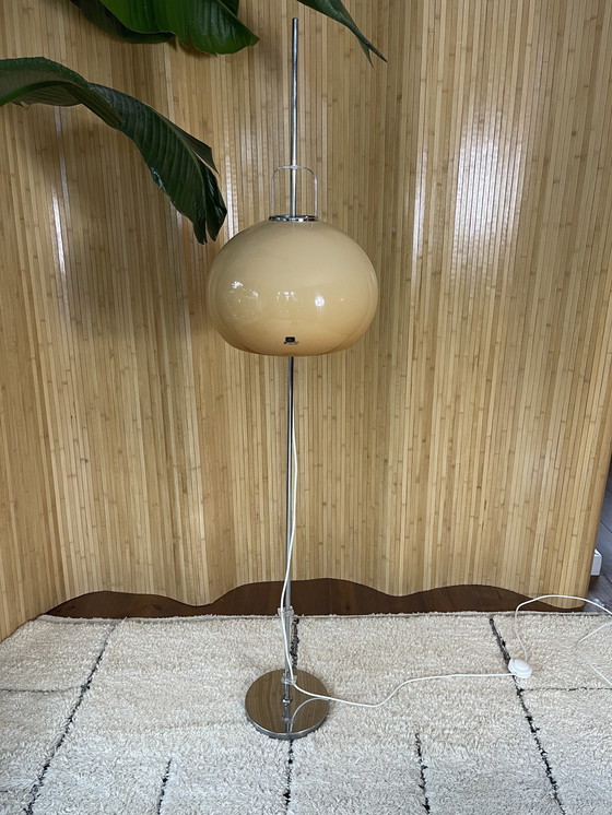 Image 1 of Vintage Vloer Lamp Meblo Bij Harvey Guzzini, 1970