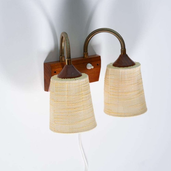 Image 1 of Vintage teakhouten wandlamp bedside wall lamp Sweden 60s